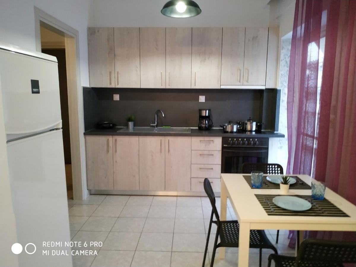 Cosi Apartment Paralia Dionisiou Eksteriør billede