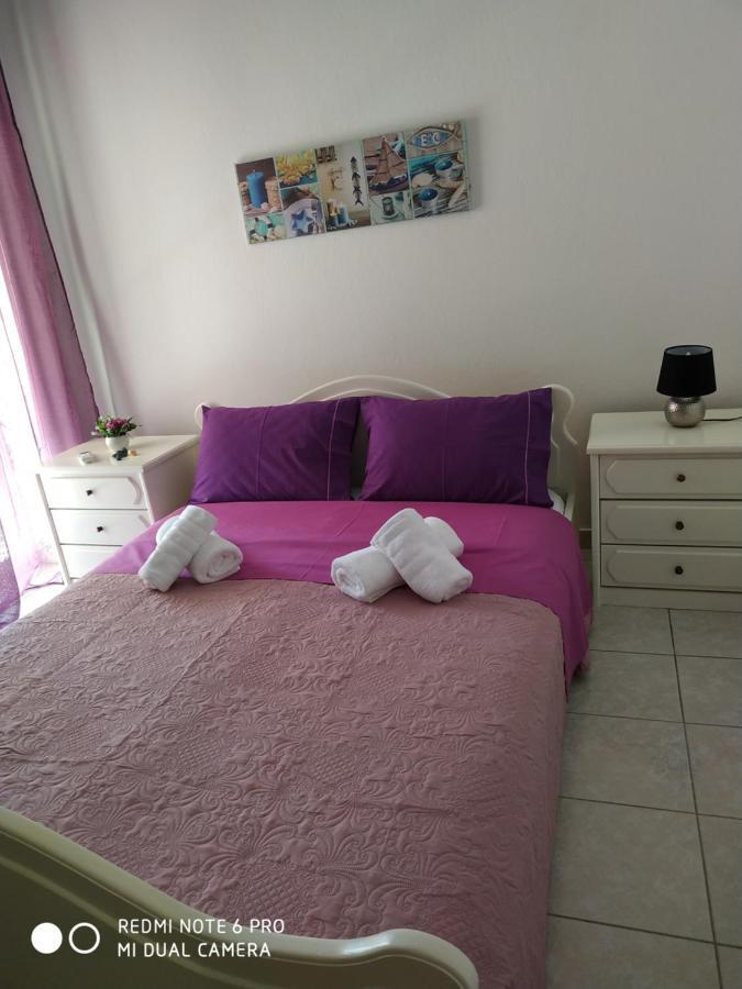 Cosi Apartment Paralia Dionisiou Eksteriør billede