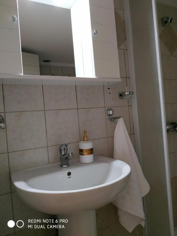 Cosi Apartment Paralia Dionisiou Eksteriør billede